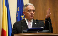 Isărescu către bănci: ”Nu scădeți dobânzile la depozite. Acceptați, în schimb, rate mai mici la creditare!”